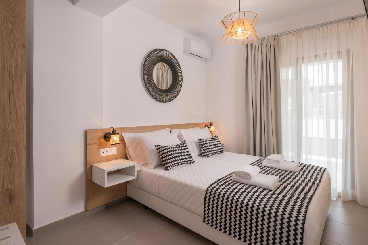 Indigo Blue Seaside Deluxe Apartments Kíssamos Exteriér fotografie