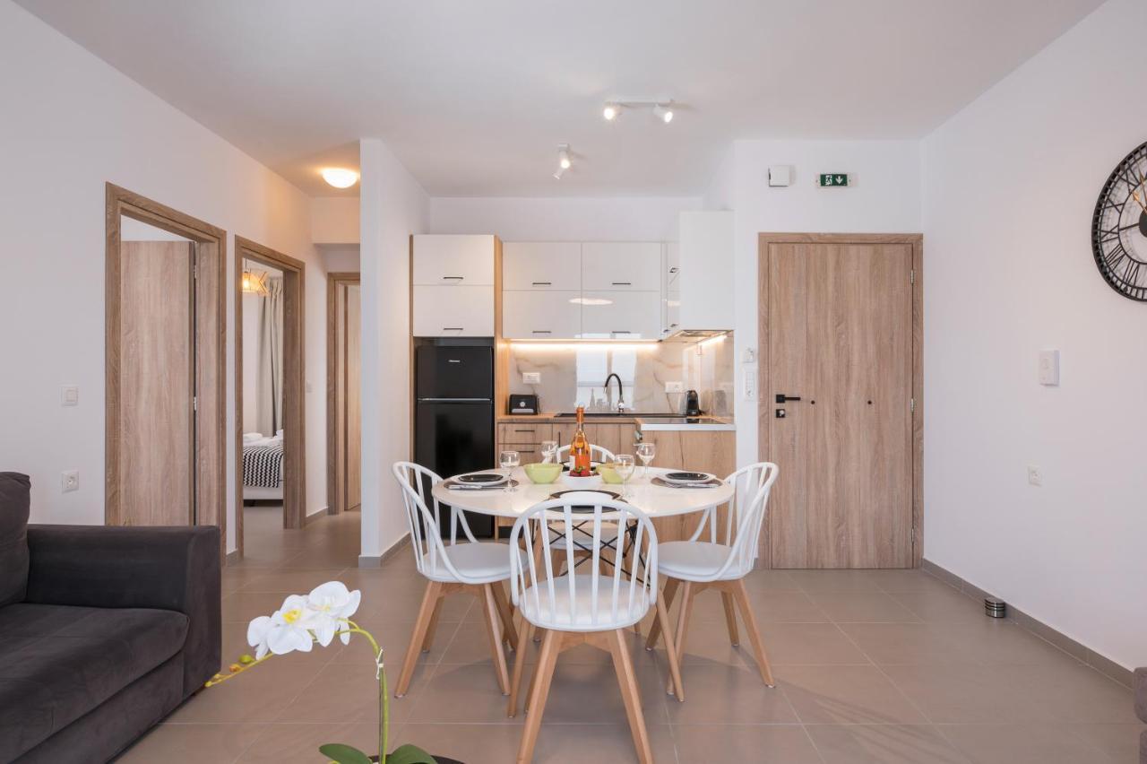 Indigo Blue Seaside Deluxe Apartments Kíssamos Exteriér fotografie