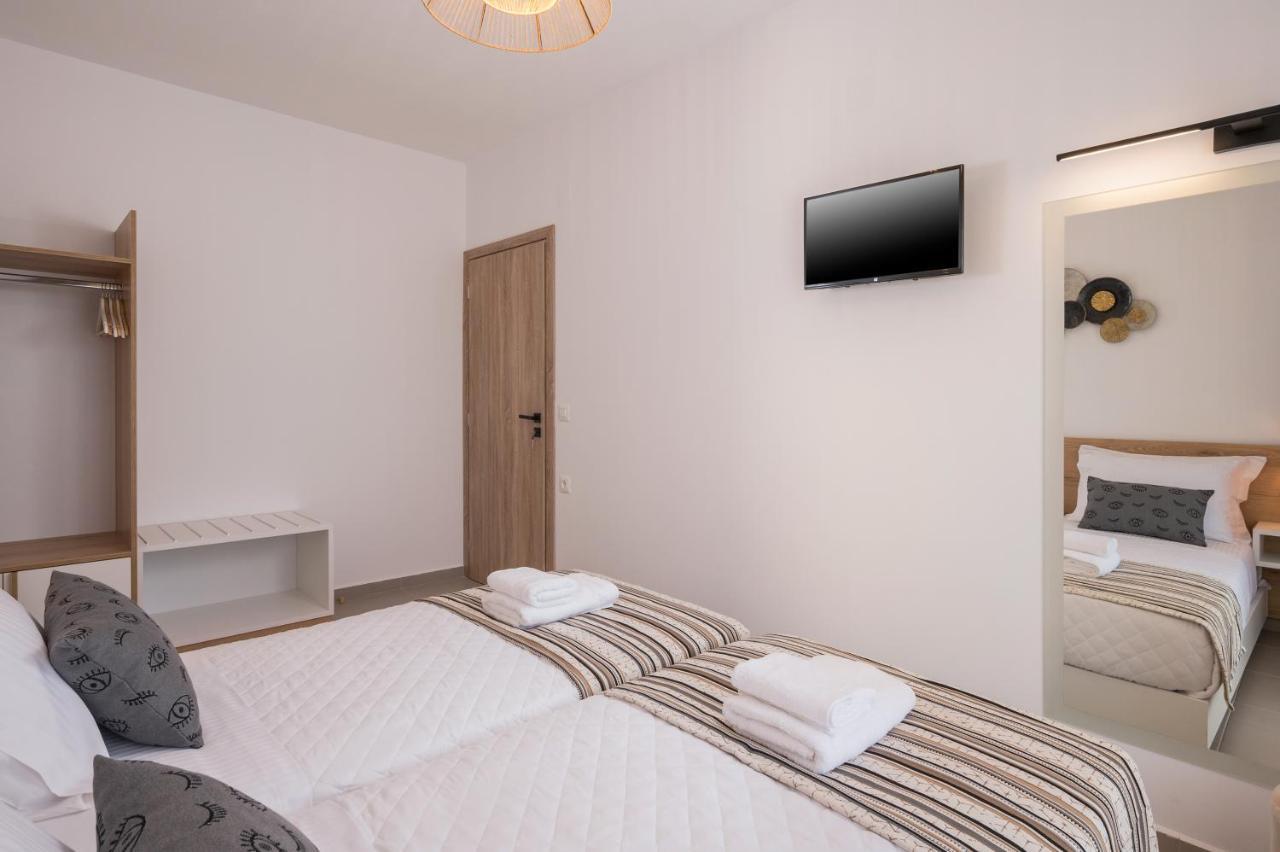 Indigo Blue Seaside Deluxe Apartments Kíssamos Exteriér fotografie