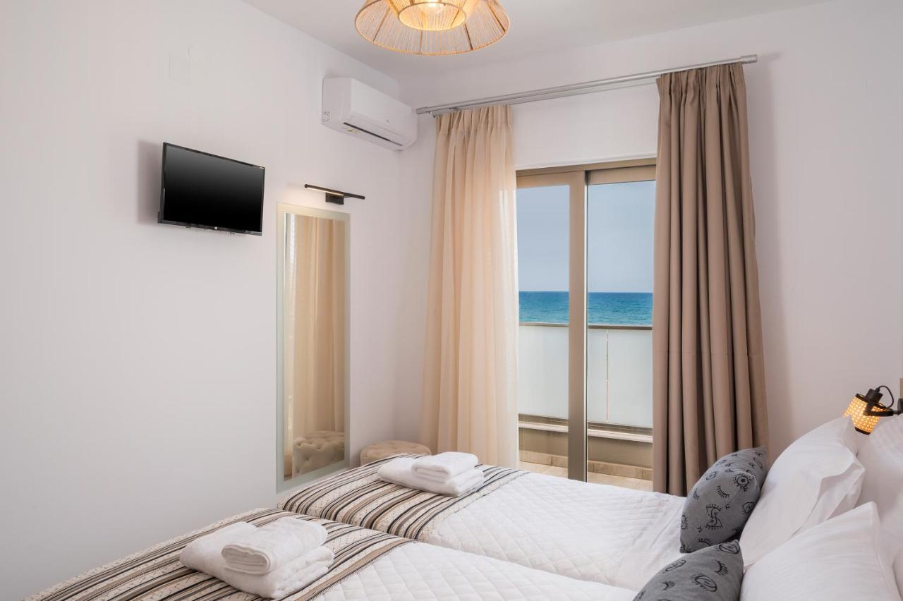 Indigo Blue Seaside Deluxe Apartments Kíssamos Exteriér fotografie
