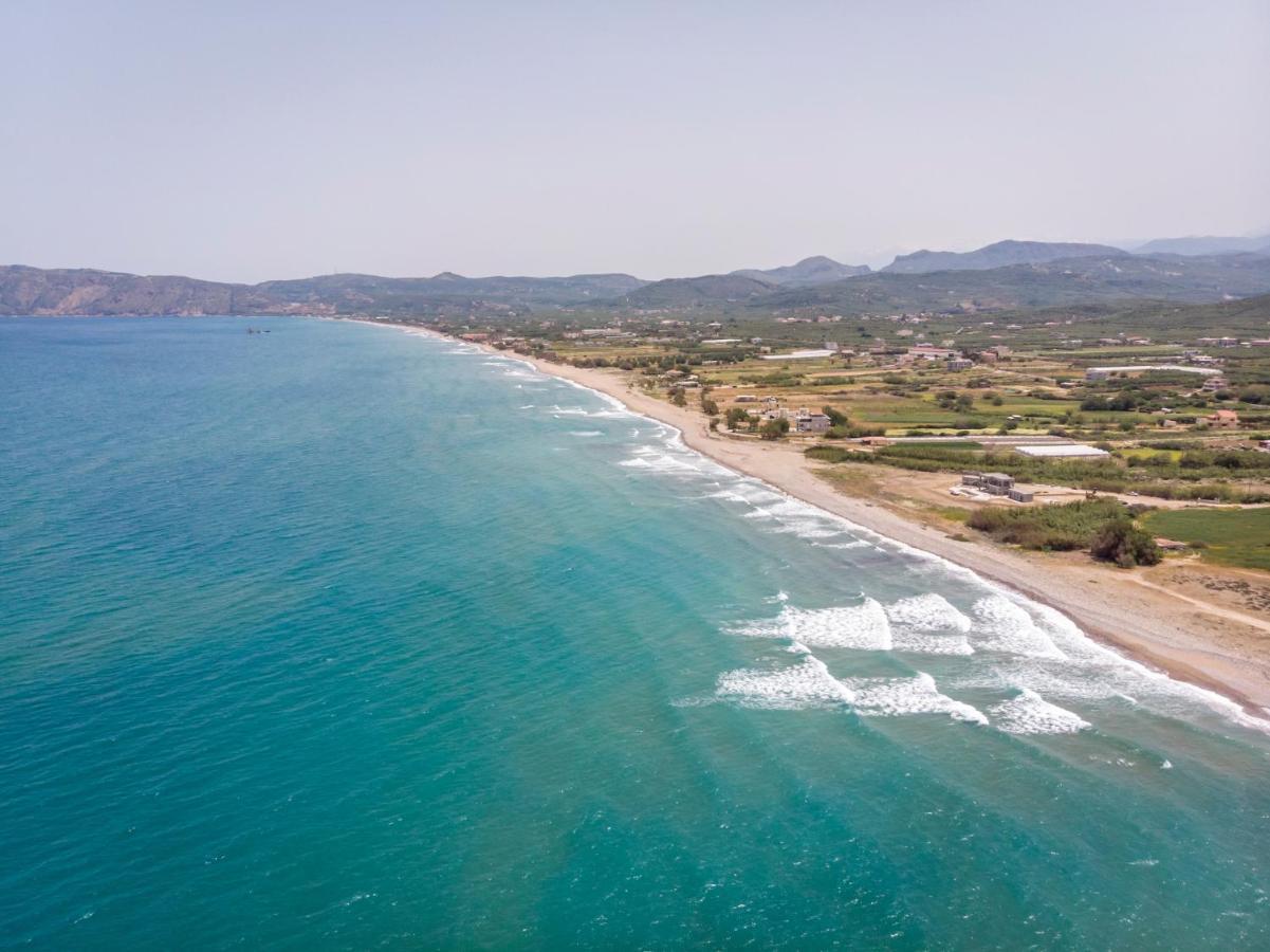 Indigo Blue Seaside Deluxe Apartments Kíssamos Exteriér fotografie